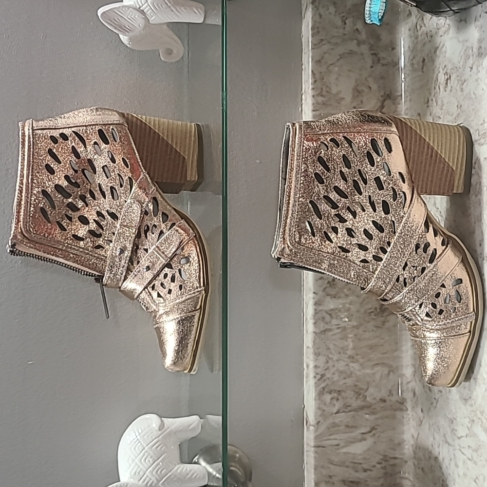 Booties - Picture 2 of 6